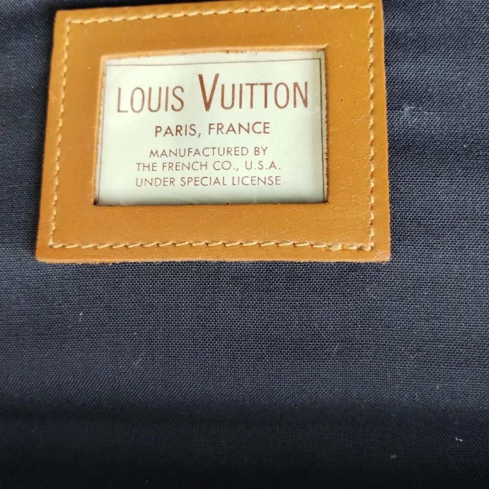 Louis Vuitton Saks Fifth Avenue Soft Sided Suitcase - Picture 8 of 17